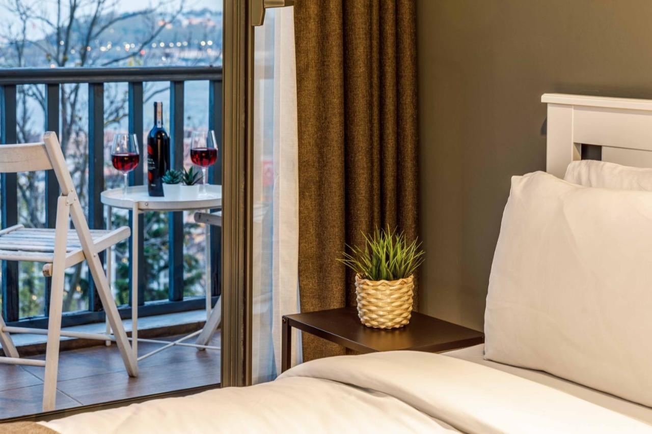Monnas Bosphorus Apartment Istanbul Exterior photo